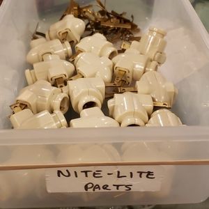 Vintage night light switch by EAGLE